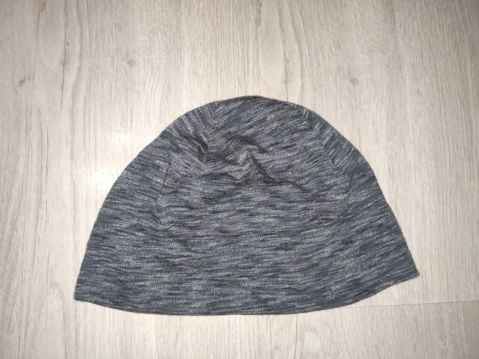 Buff® Midweight Merino Wool Multistripes Graphite, 100% мерино шапка