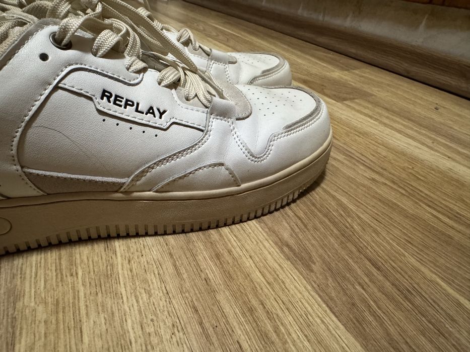 Incaltaminte Replay