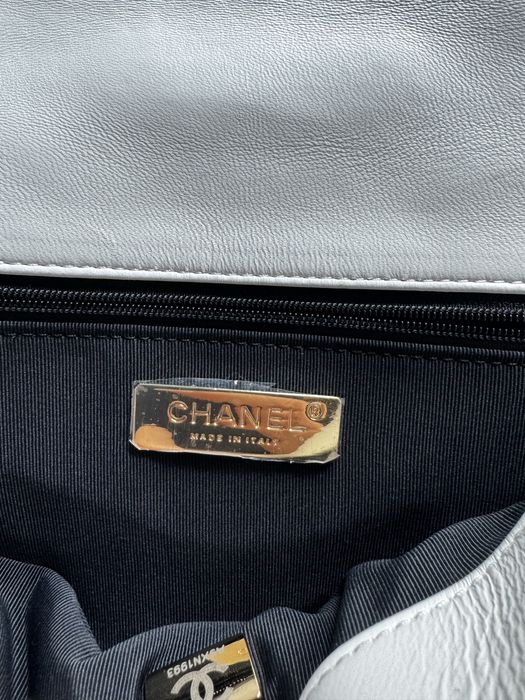 Chanel 19 Flap lambskin