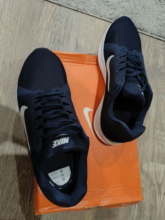 Маратонки найк размер 46