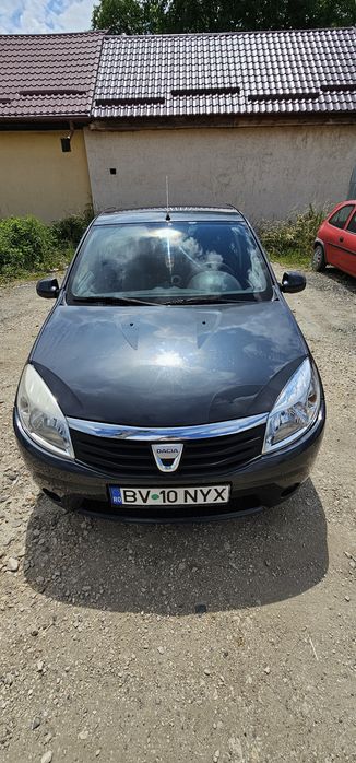 Vând Dacia Sandero
