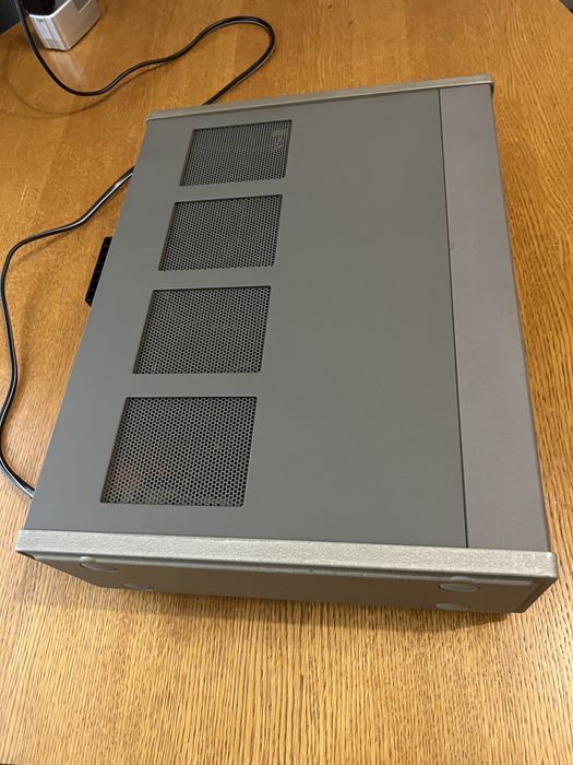 Продам Philips lhh 700