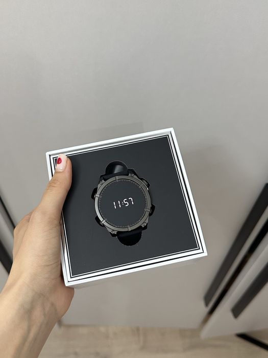 Продам умные часы arteo