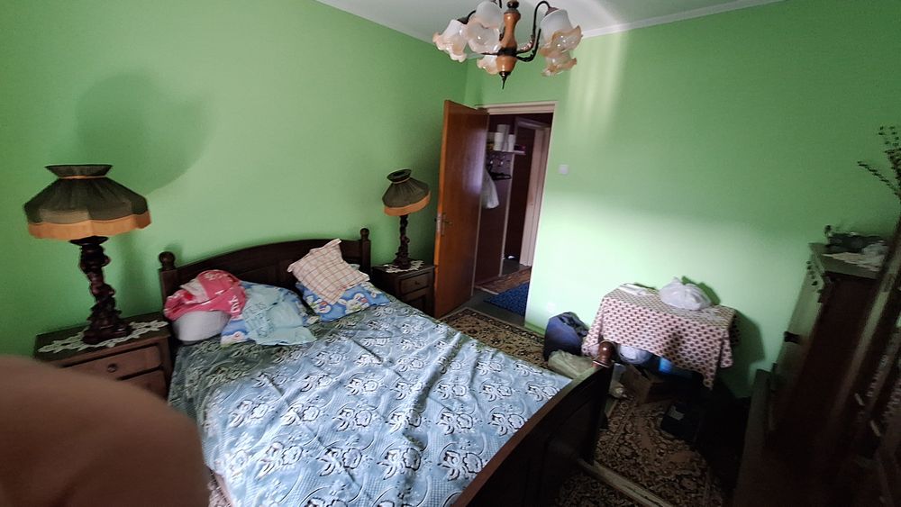 Vând apartament 3 camere zona Titan Auchan