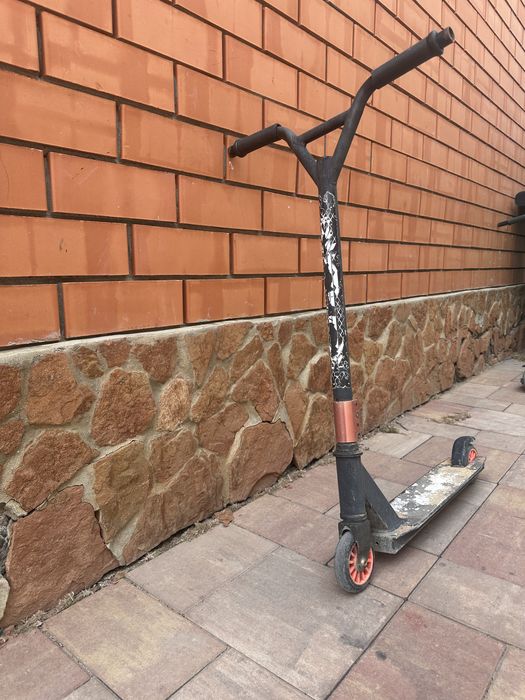 Трюковой самокат