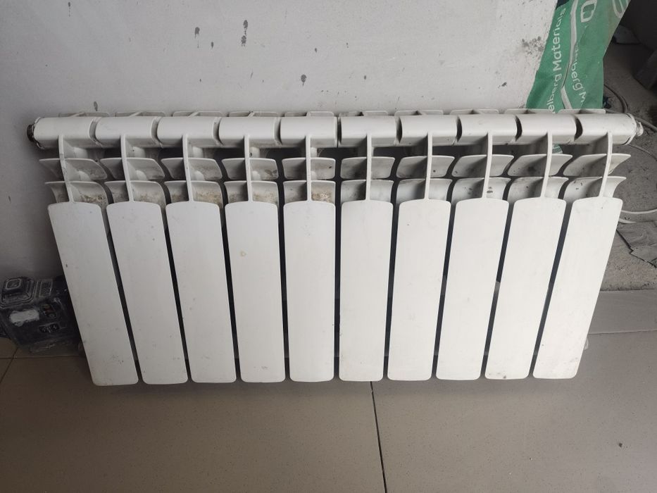 Радиатор отопителя квартиры