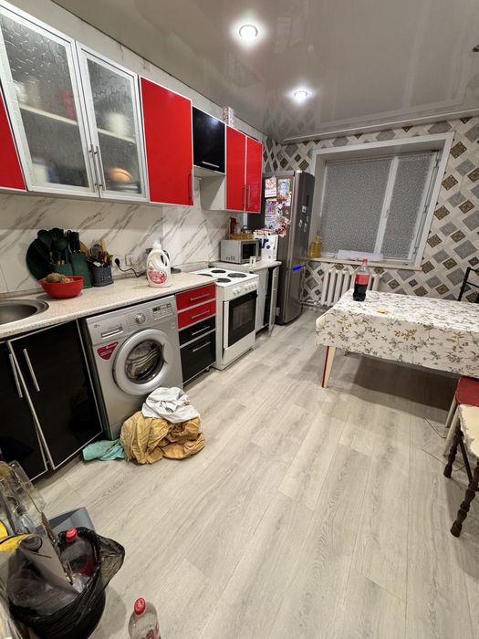 Продам кухонный  гарнитур