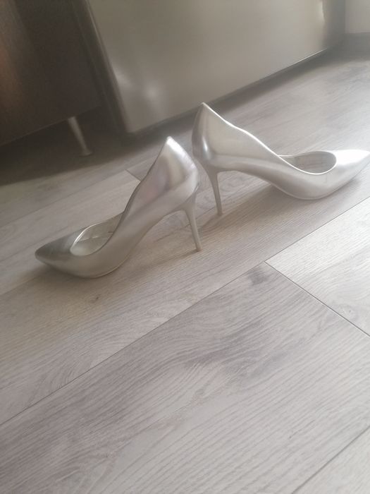 Vand pantofi nr 39