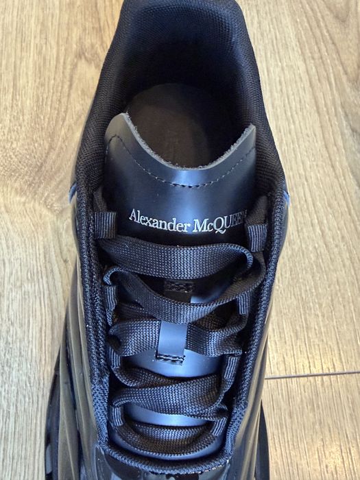 Alexander McQueen Black Gloss Lux