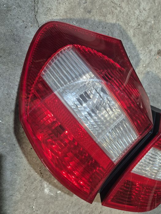 Ляв и десен стоп за БМВ 1 серия Е87 BMW 1 series E87 стопове