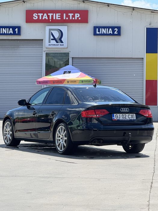 Vând/schimb audi a4 b8 sline