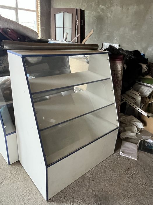 Продается витрина