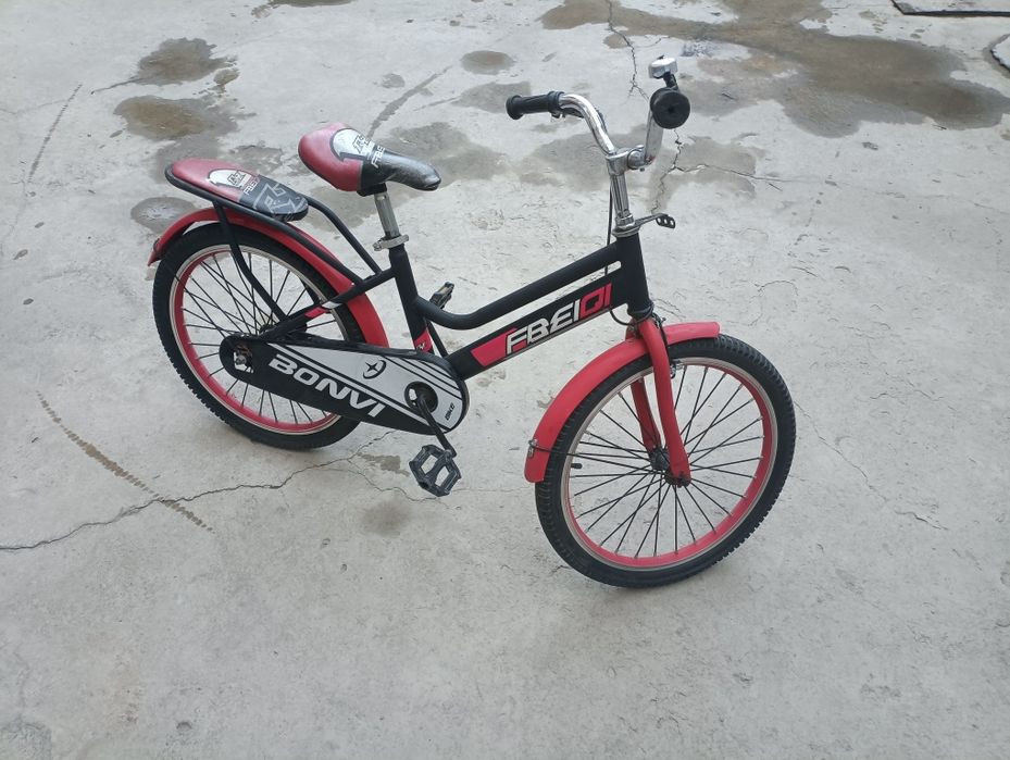 Велосипед Philips и маленький в придачу