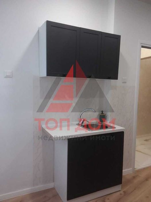 Дава се под наем Двустаен апартамент в Варна, Център - 52 кв.м за 765 € - Снимка #1