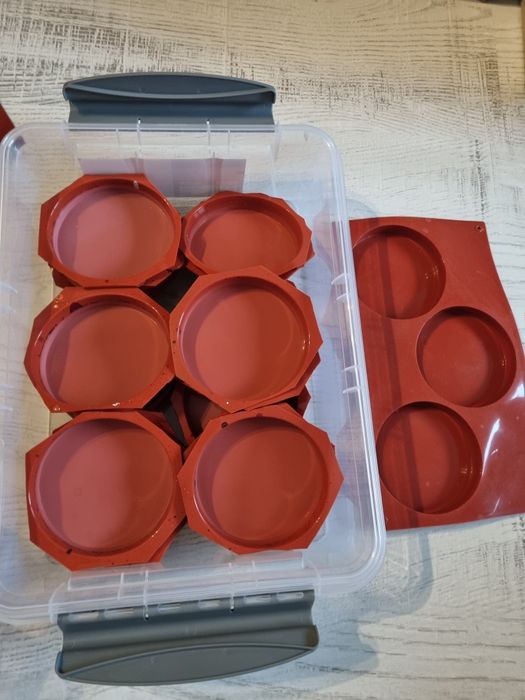 Forme/ mulaje din silicon pentru activități creative și artistice