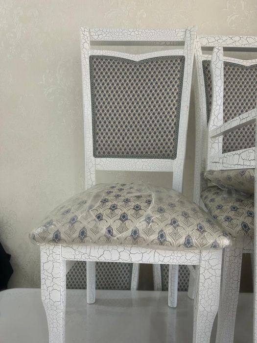 стол со стульями