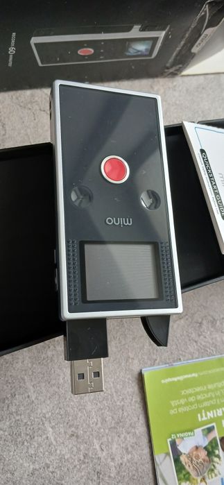 Cameră digitala de buzunar Flip Mino