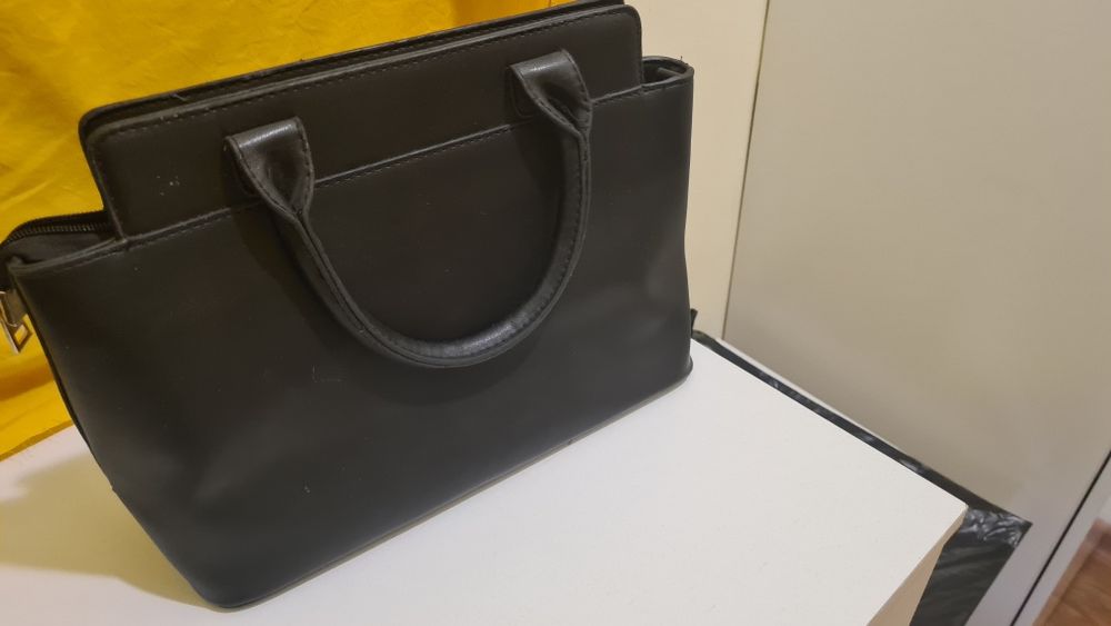 Сумка женская продается