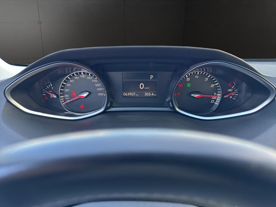 Peugeot 308 Automat - Rate fara avans! Garantie! Km. certificati!