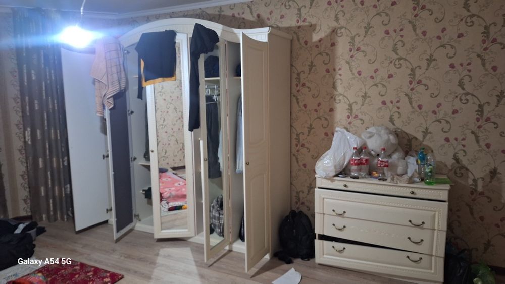 Шкаф сатылады жағдайы өте жақсы