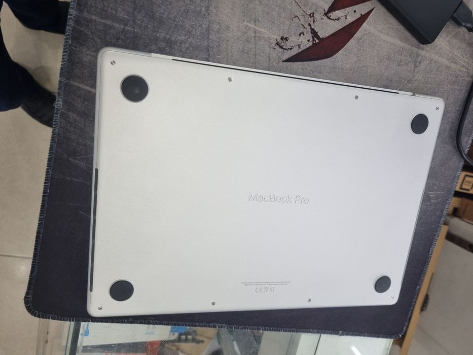 MacBook Pro 14 M1 Pro 16GB 500GB SSD ideal holat