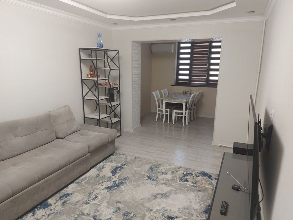 2ком >3 ком, базар Кадышева