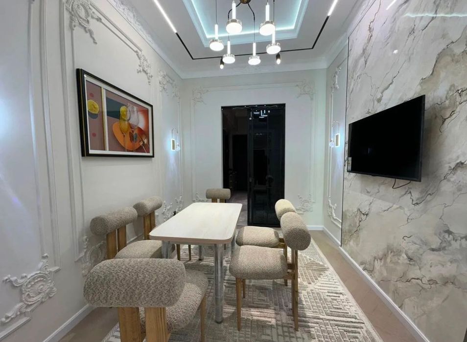 Метро Ойбек 4 комнт й Сдаётся необыкновенная квартира в новостройке