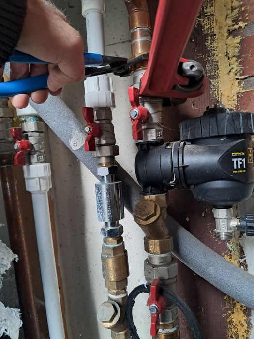Instalații sanitare, sisteme de filtrare, dedurizatoare