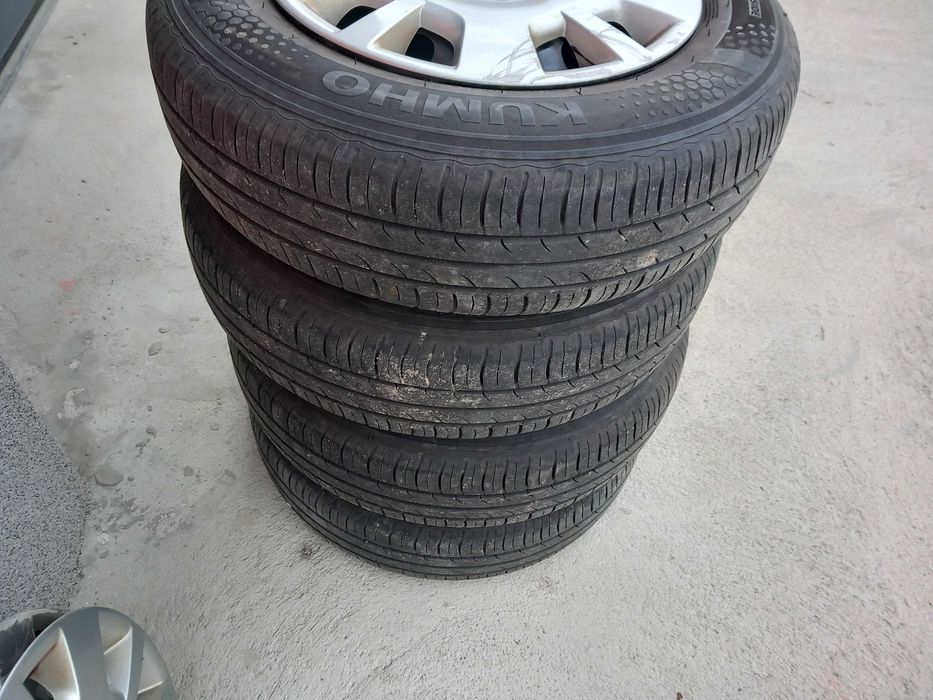 Летни гуми с джанти  Hyundai i20