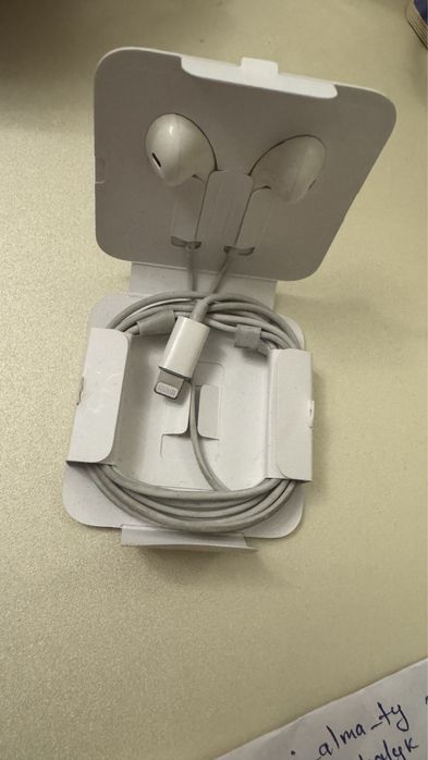 наушник от айфон 11