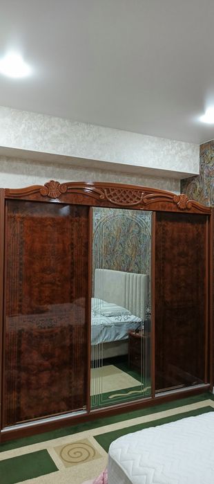Продается Шифонер купе с трюмом б/у