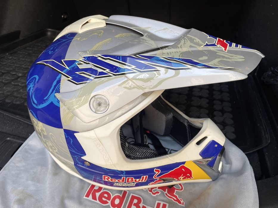 REVIT Eclipse ventilated 4xl   Kini red bull L