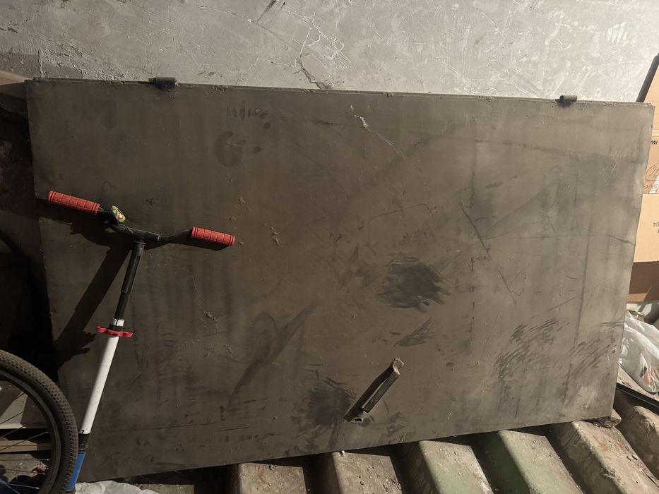 Продам дверь железные