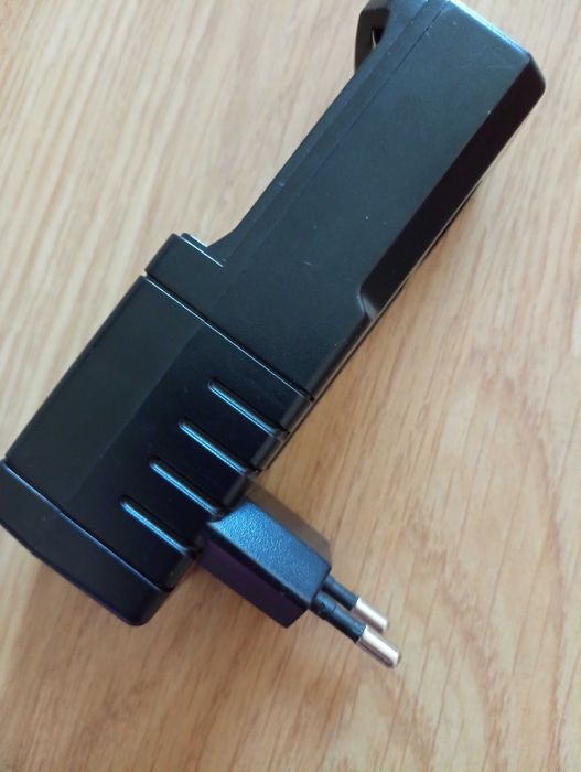 Зарядно за батерии / Battery charger Bilora 589-23