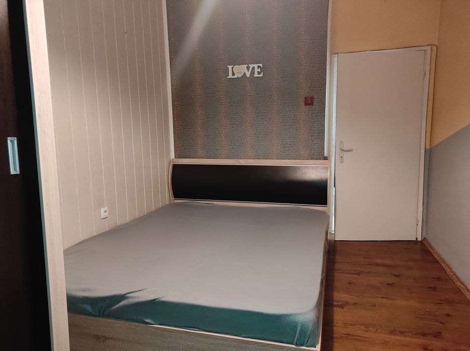 3 стаен Апартамент под наем