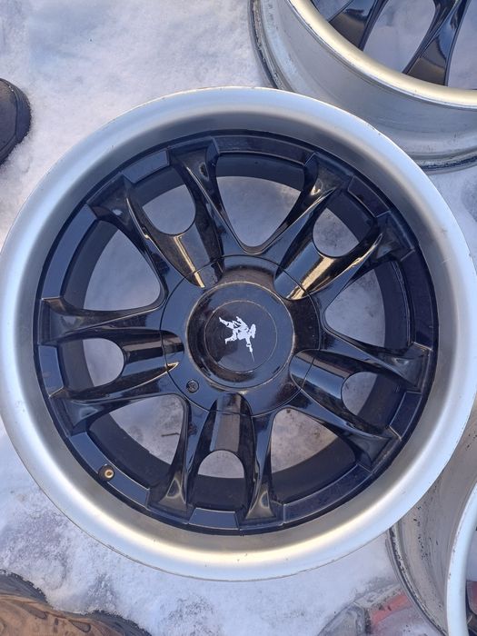 Jante aliaj de 17 inch 5x114,3 si 5x108 cu 10 găuri