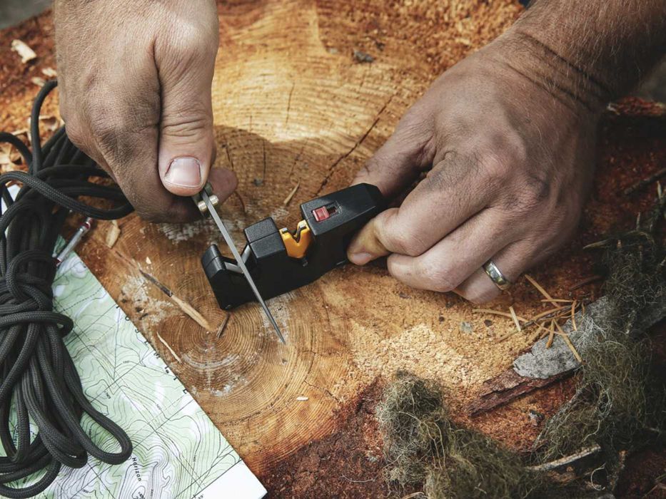 Ascutitor manual de cutite si unelte Work Sharp Pivot Plus