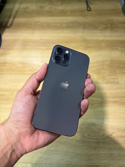 Продается Айфон 12 про мах