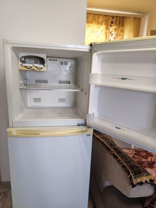 Продам холодильник samsung