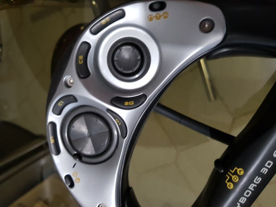 Джойстик контролер / Геймпад за компютър Saitek Cyborg 3D Digital Pad