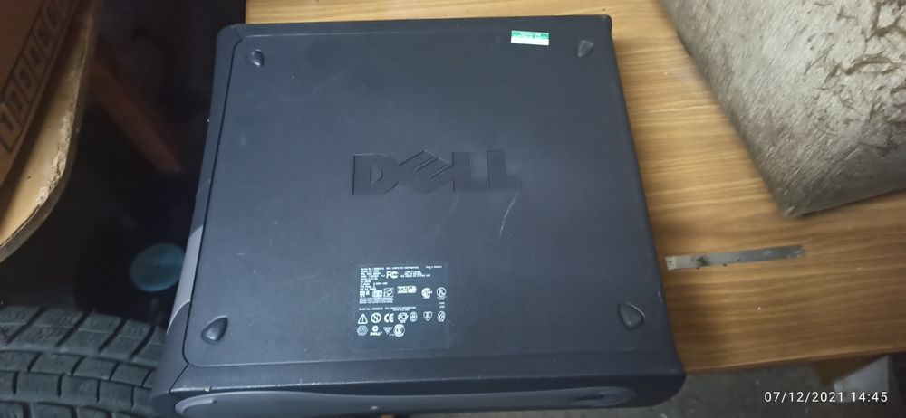 Работещ компютър DELL подарък lcd  монитор dell 17