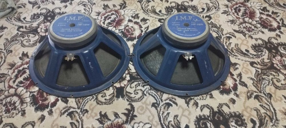 Динамик с пультом