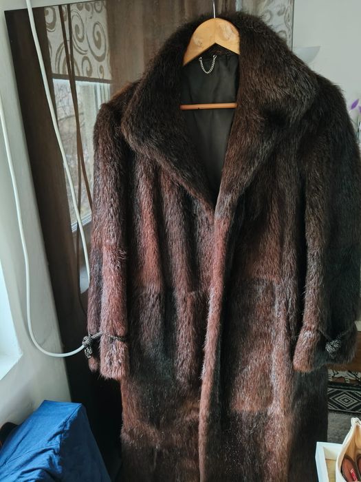 Haina,palton,blana de nurca