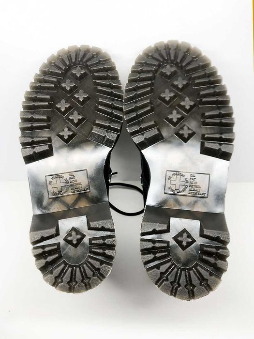 Dr Martens номер 36