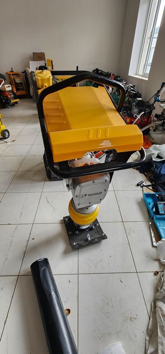 Кенгуру арендага бор бетон транбовка учун