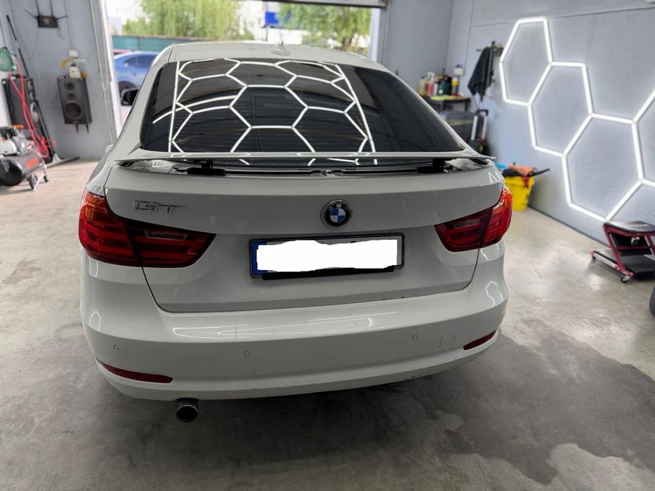 BMW 320d GT F34 2014 Xenon