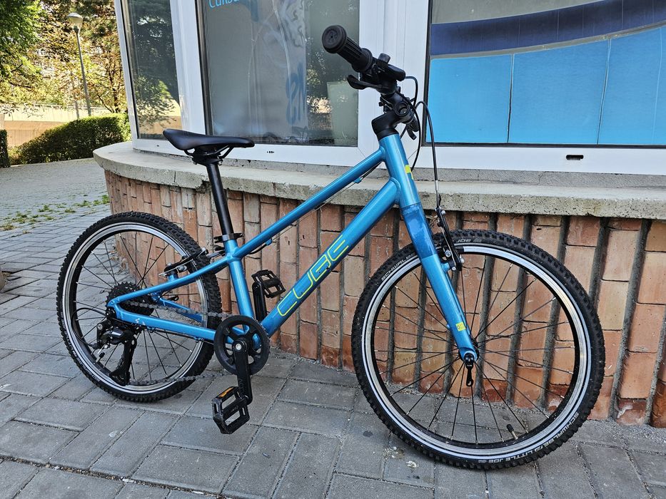 Bicicleta Cube Numove de copii 6-8 ani