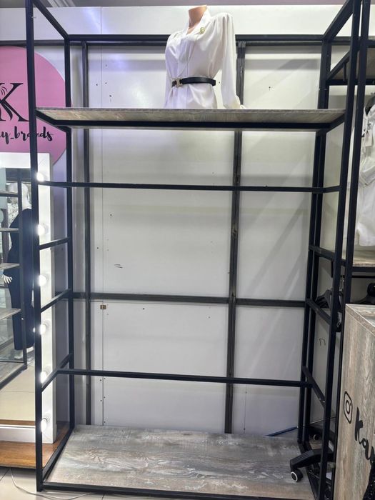 Мебель для бутик