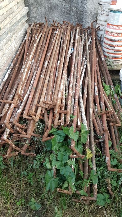 Vind popici  450popici si schela 470 metri parati mai mult