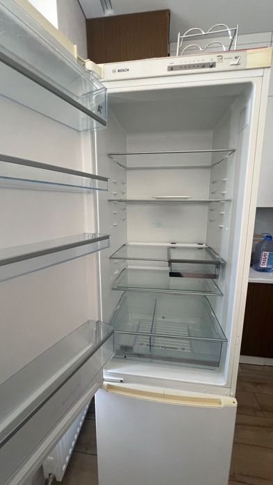 Холодильник  Bosch